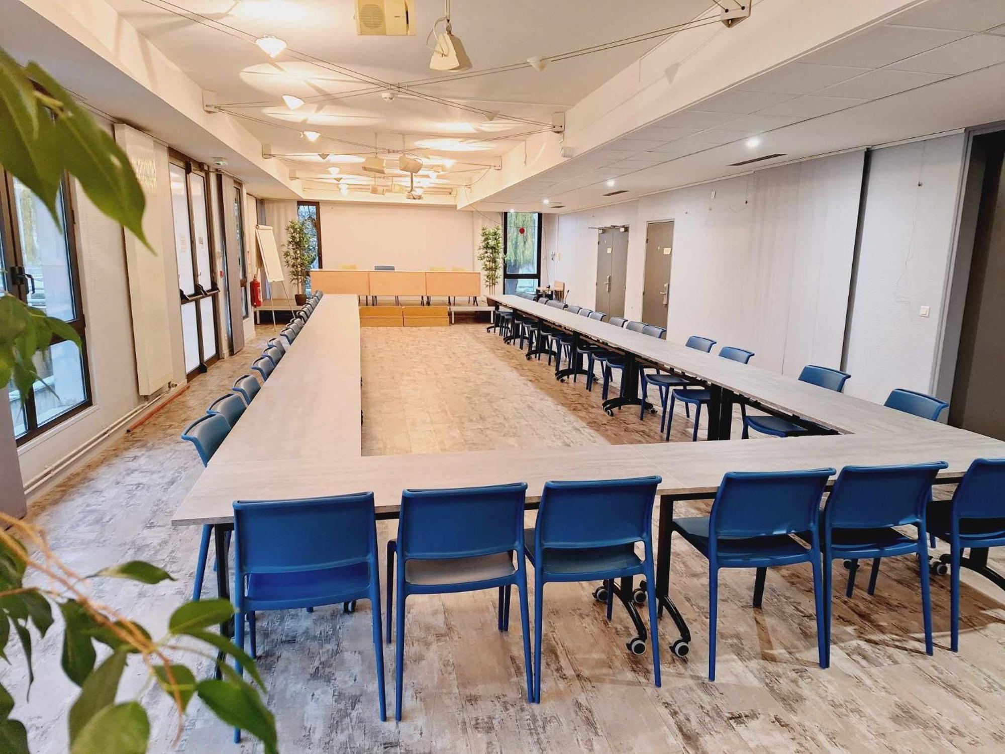 Cis De Champagne - Ethic Etapes Hotel Reims Ngoại thất bức ảnh